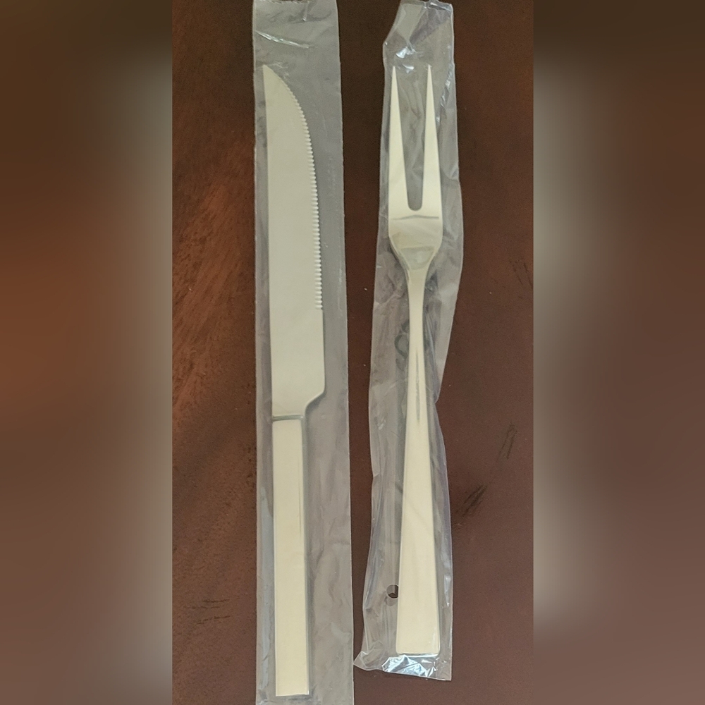 Wusthof-2 PC Carving Set with Case - Picture 4 of 5